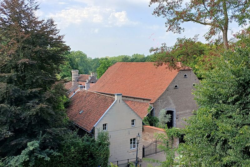 X29476 80020250812 112123